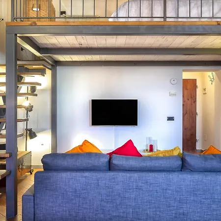 San Zanobi Mezzanine Apartment *